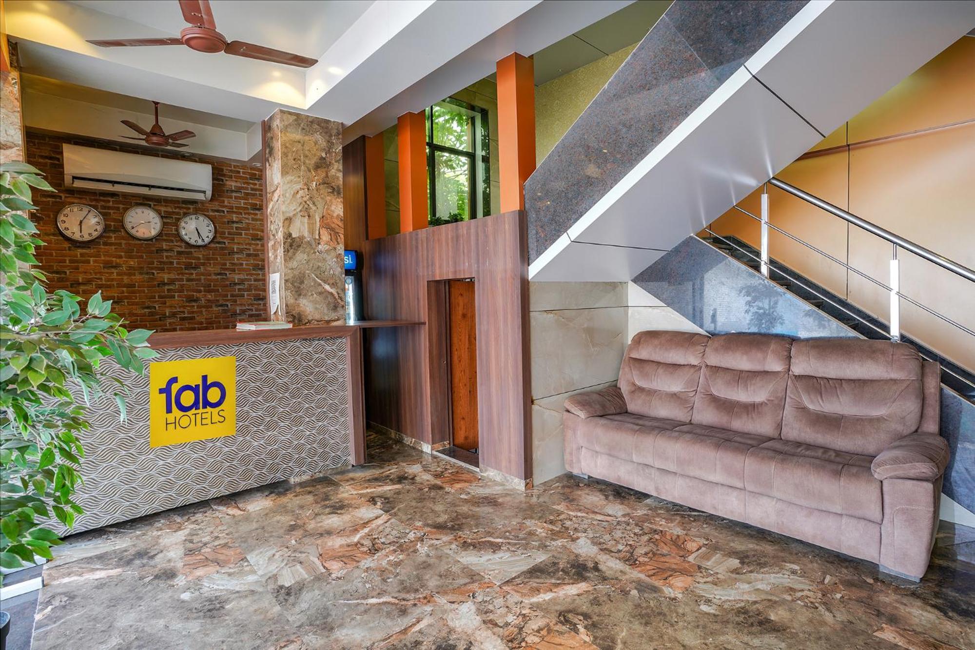 Fabexpress Super 7 Inn - Nr Rabale Station Navi Mumbai Esterno foto