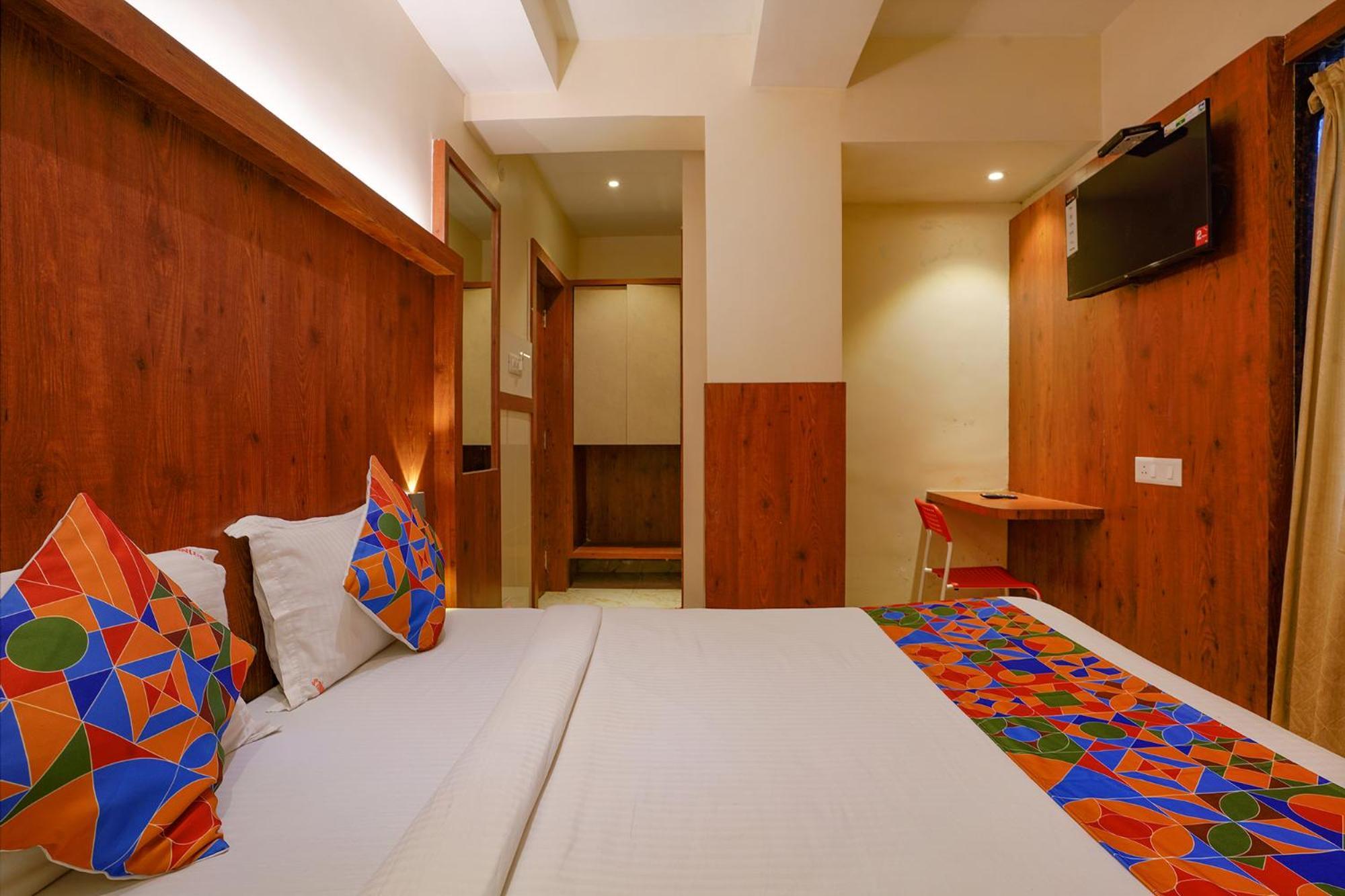 Fabexpress Super 7 Inn - Nr Rabale Station Navi Mumbai Esterno foto